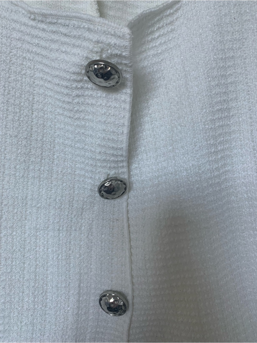 H&M White Textured Button-Front Tank - Picture 4 of 8